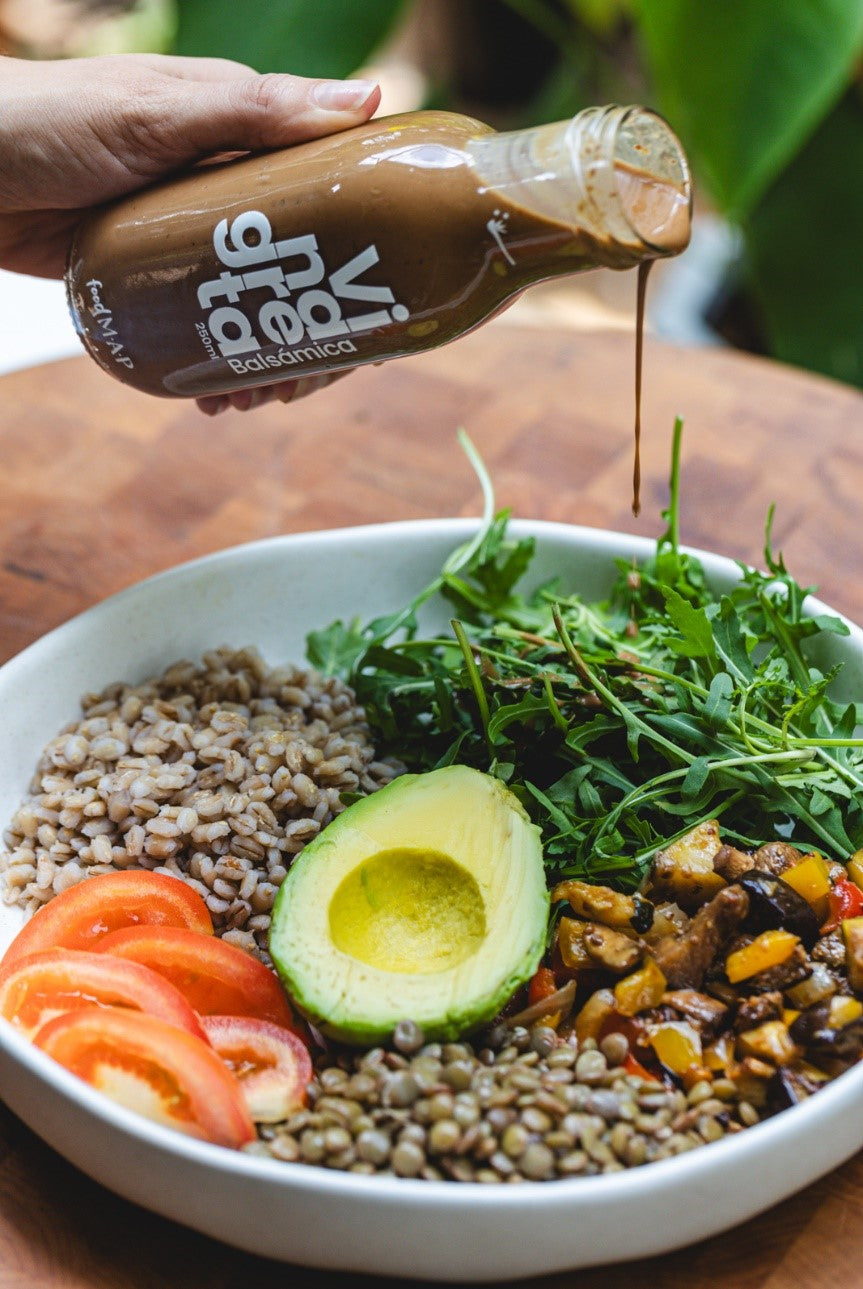 Bowl de vegetales asados y lentejas con vinagreta de balsámico